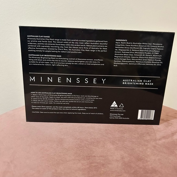 Minenssey face masks Brand New in box - Picture 3 of 3